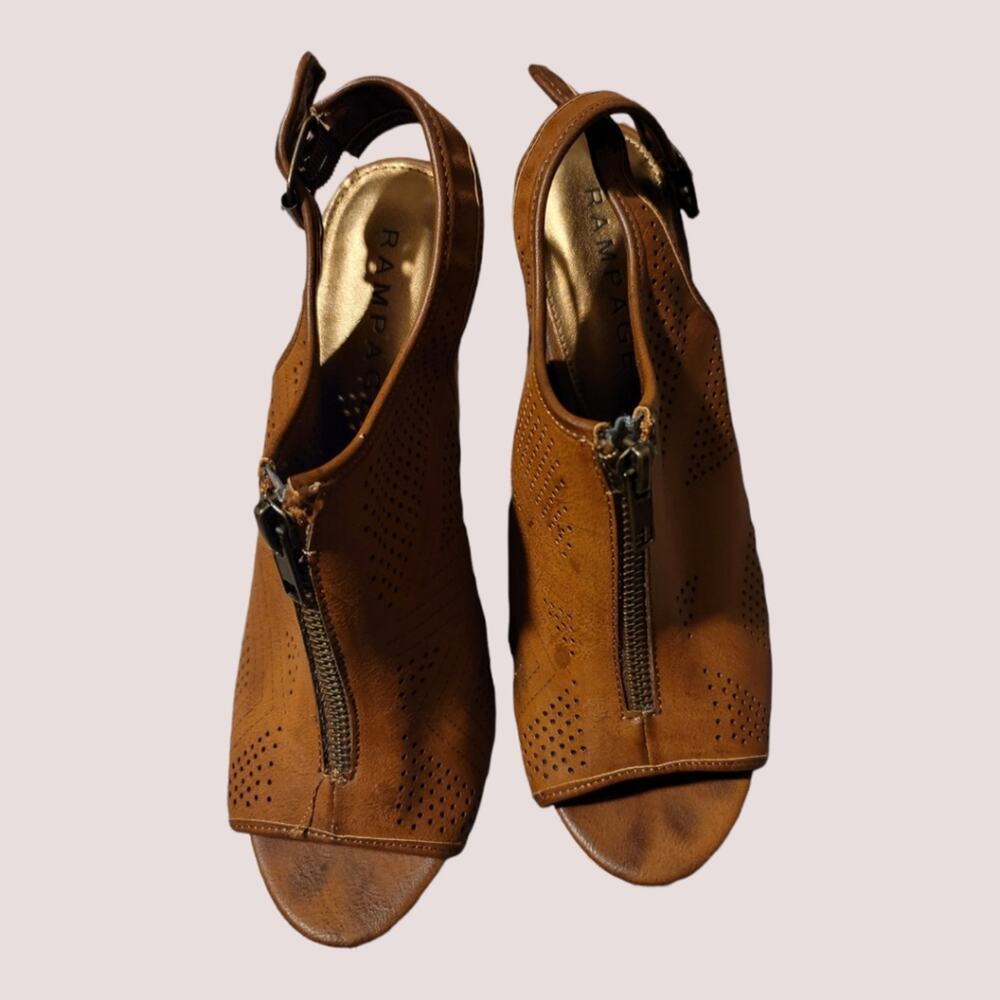 Rampage Brown Wedge Heels wit Zipper Size 10
